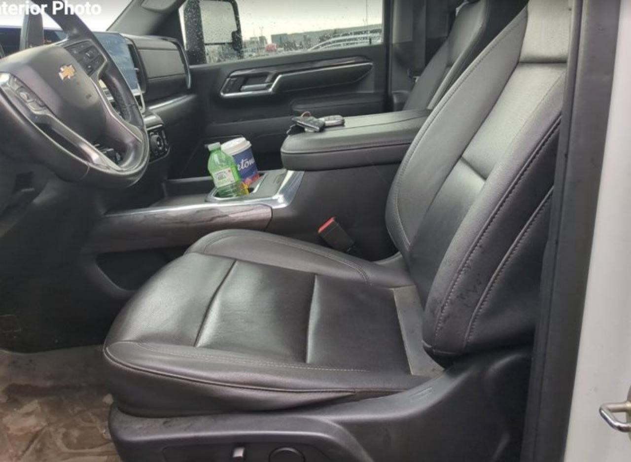 2024 Chevrolet Silverado 3500HD LTZ Crew 4WD | Leather | Sunroof | 360 Camera | Adaptive Cruise | HUD | Z71 | Spray-on Liner & More! Photo