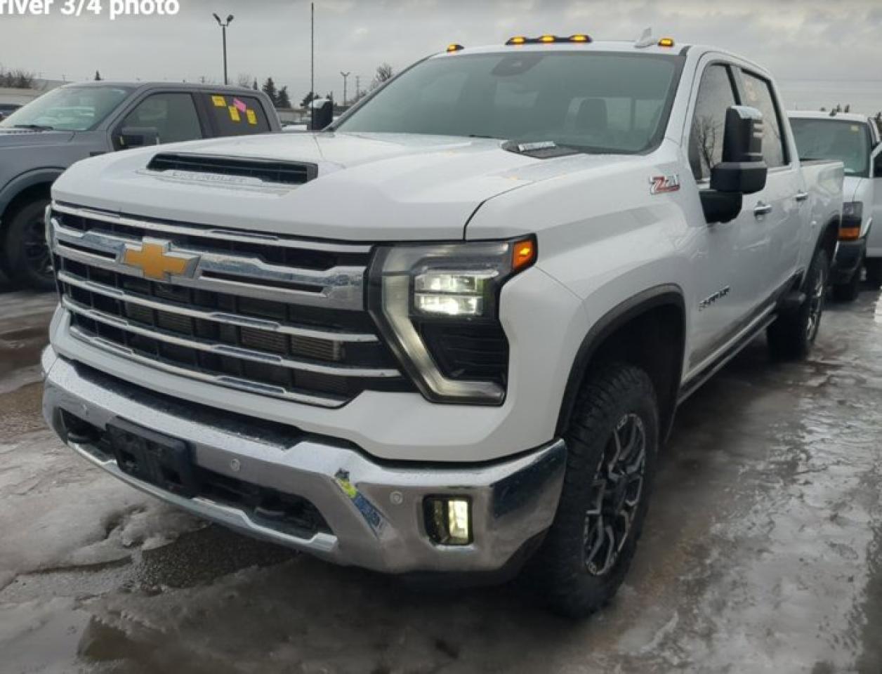 2024 Chevrolet Silverado 3500HD LTZ Crew 4WD | Leather | Sunroof | 360 Camera | Adaptive Cruise | HUD | Z71 | Spray-on Liner & More! Photo0