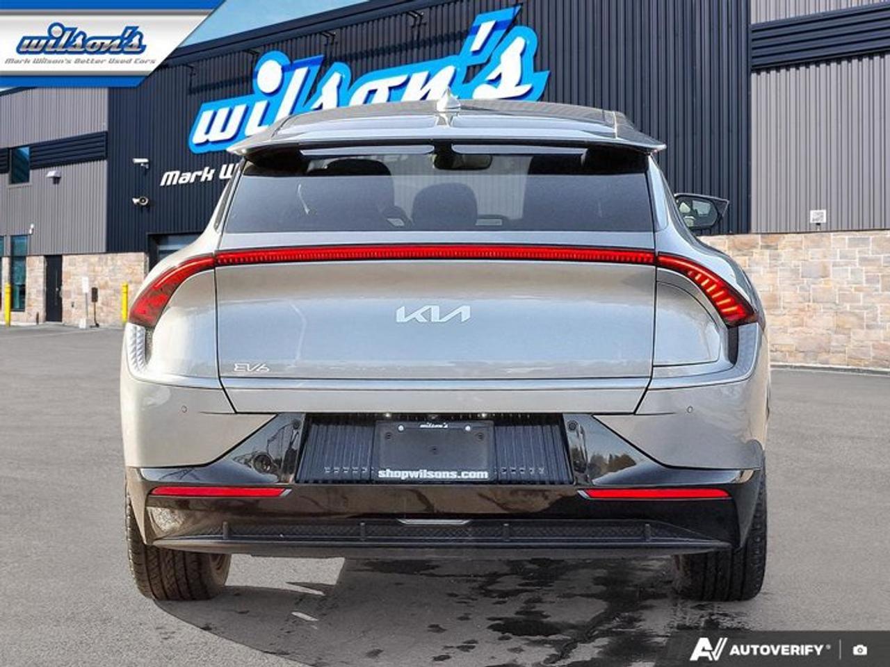 2022 Kia EV6 Long Range | Heated Wheel + Seats | Smart Cruise | Nav | Power Seat | CarPlay + Android | and More ! Photo3