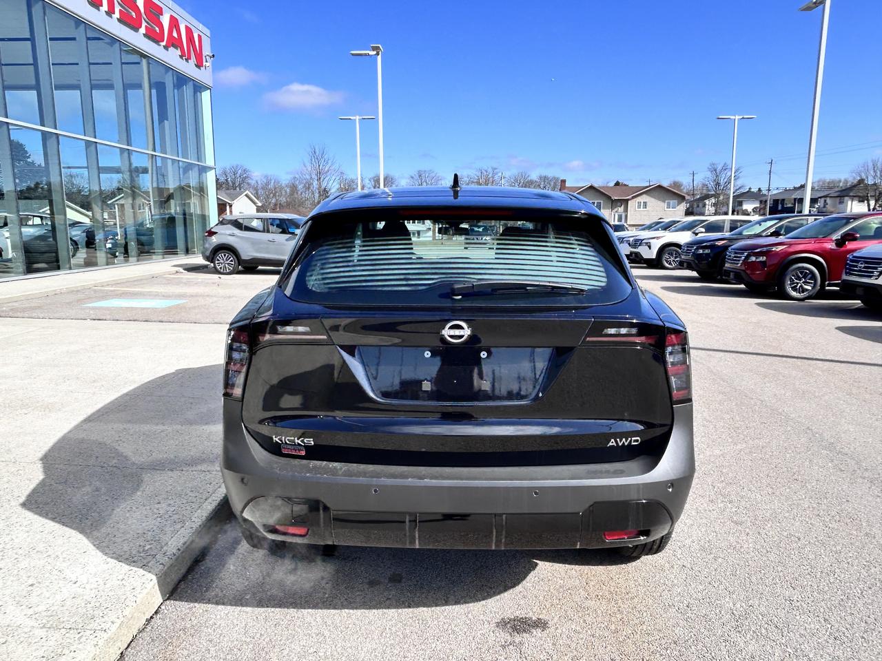 2026 Nissan Kicks S Photo
