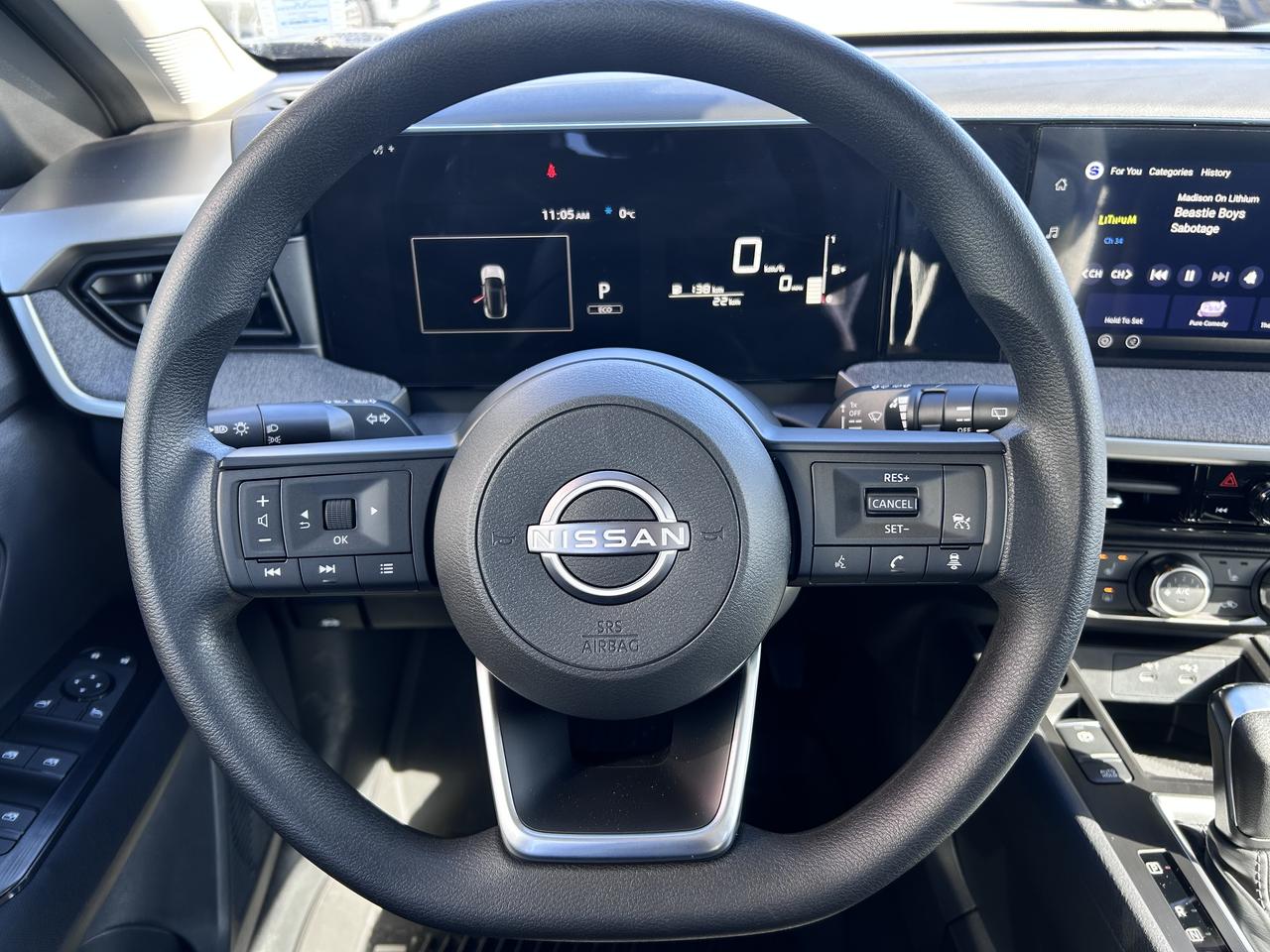 2026 Nissan Kicks S Photo