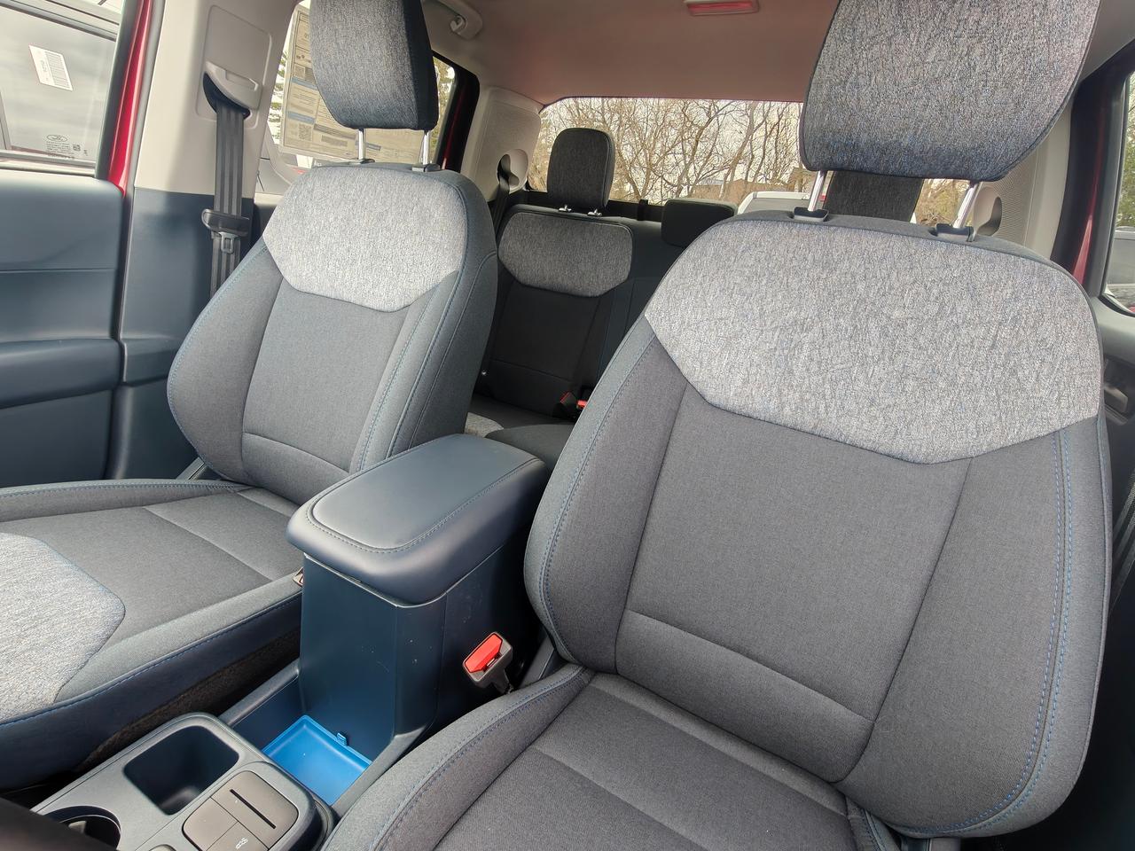 2026 Ford Maverick SUPERCREW XLT Photo4