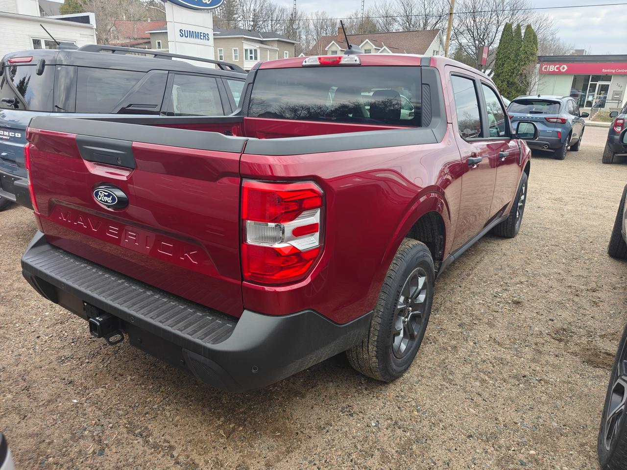 2026 Ford Maverick SUPERCREW XLT Photo2
