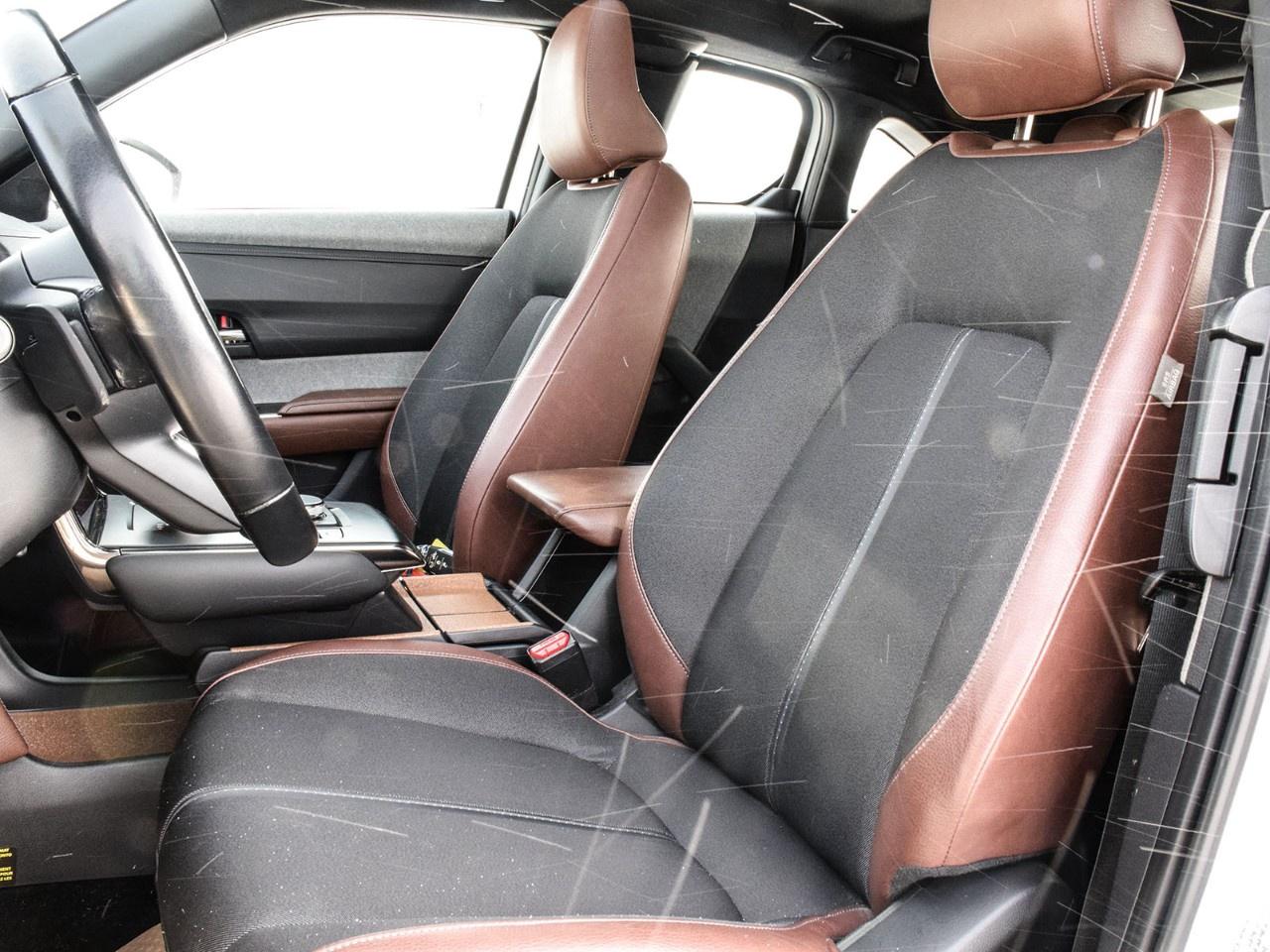 2022 Mazda MX-3 0 EV GT FWD Photo