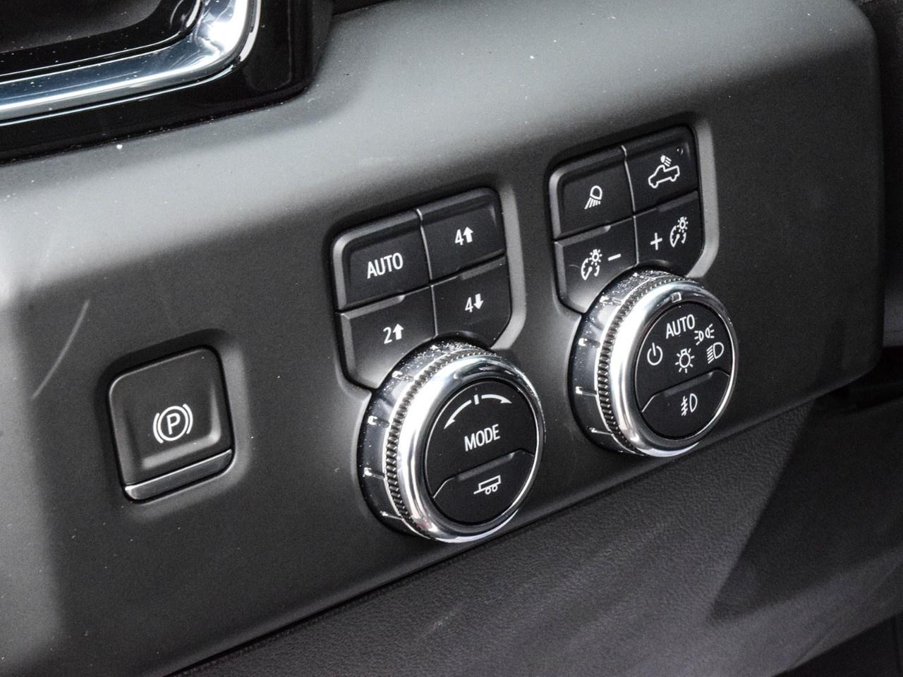 2023 GMC Sierra 1500 Crew Cab Short Box 4-Wheel Drive Denali Photo