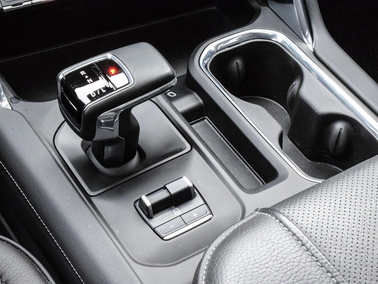 2023 GMC Sierra 1500 Crew Cab Short Box 4-Wheel Drive Denali Photo