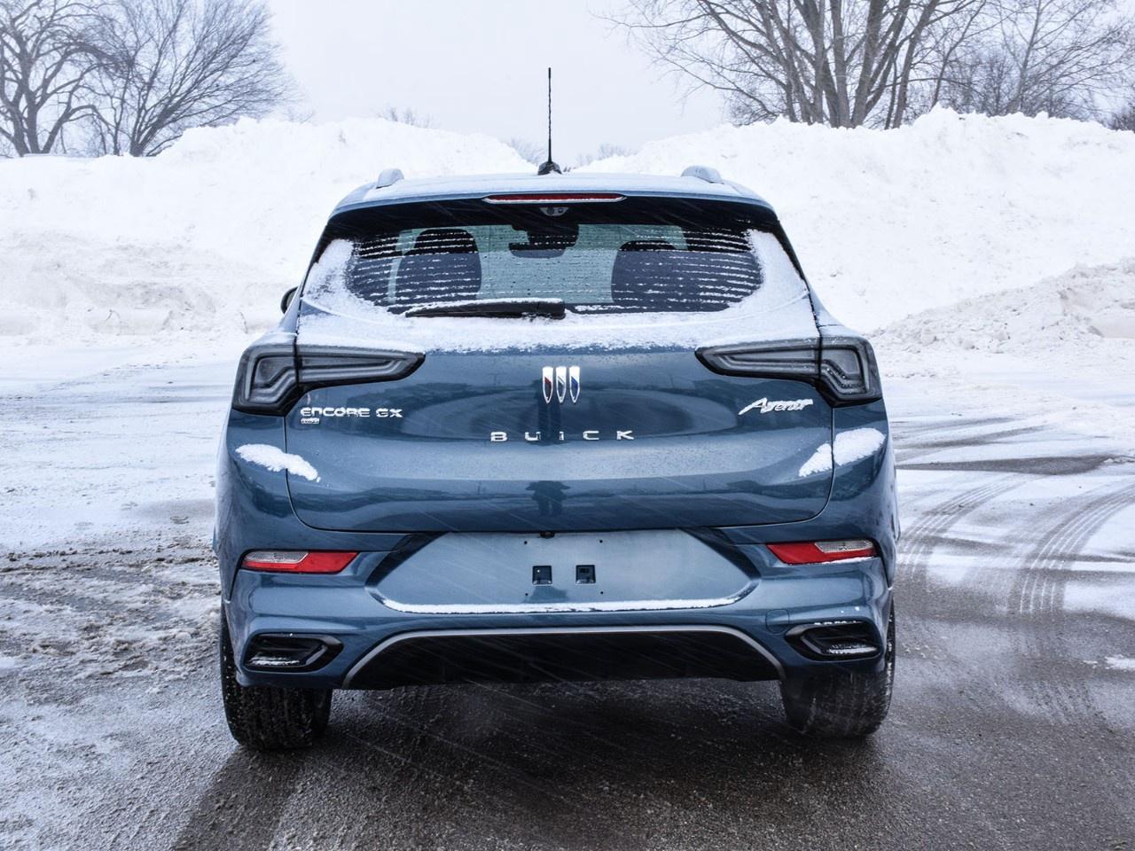 2024 Buick Encore GX Avenir AWD Photo2