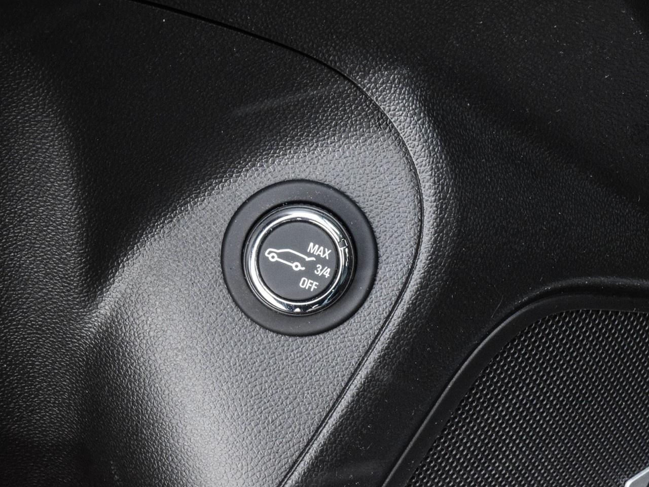 2024 Buick Encore GX Avenir AWD Photo