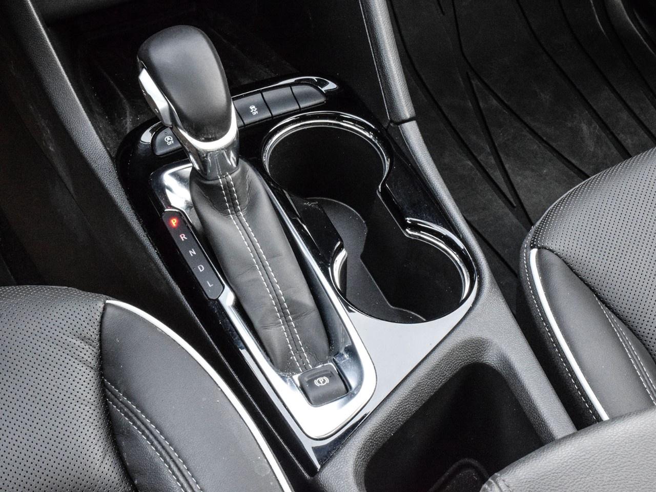 2024 Buick Encore GX Avenir AWD Photo