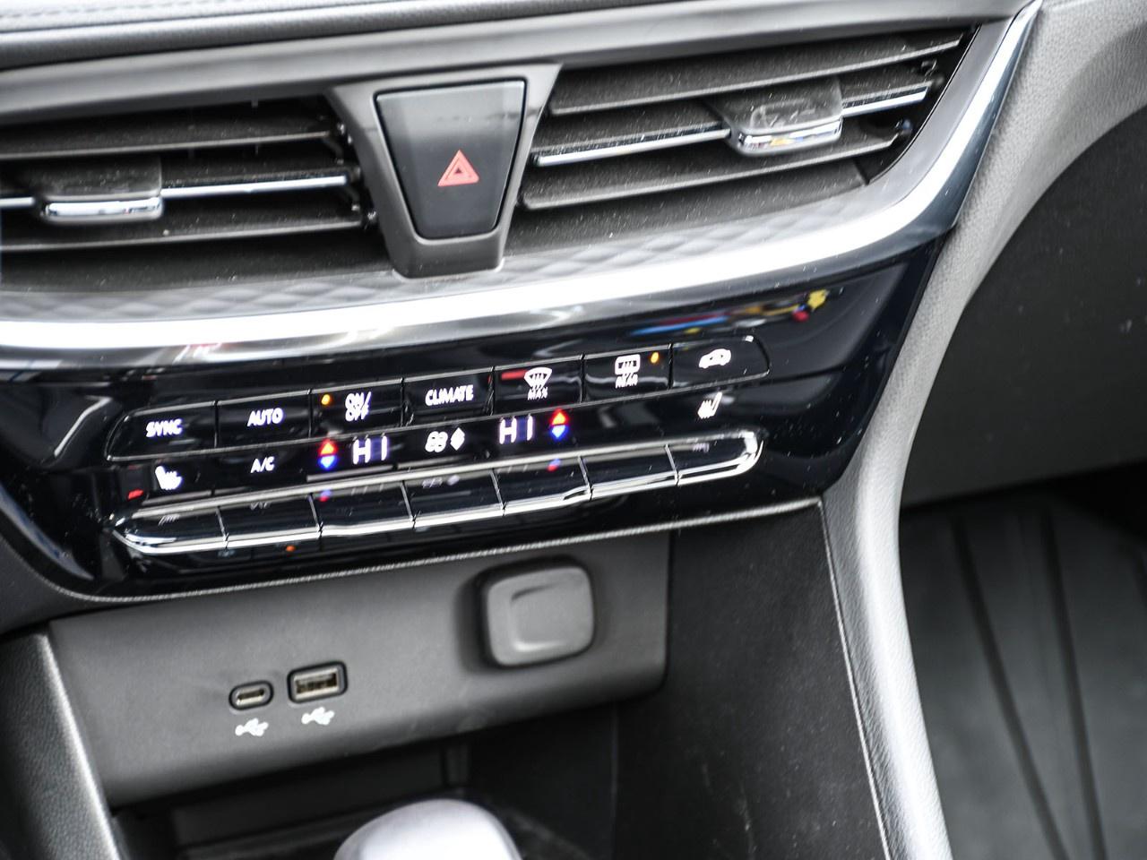 2024 Buick Encore GX Avenir AWD Photo