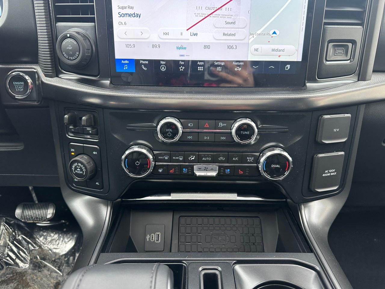 2025 Ford F-150 Lariat 4WD SuperCrew 5.5' Box Photo