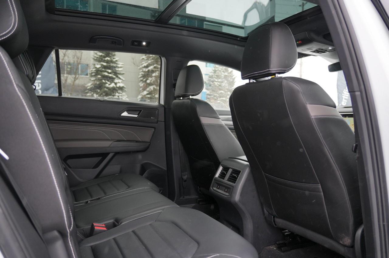 2023 Volkswagen Atlas Cross Sport Execline 3.6 FSI 4MOTION Photo