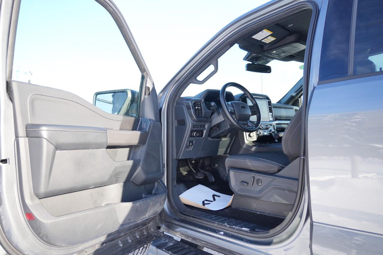 2024 Ford F-150 XLT 4WD SuperCrew 5.5' Box Photo