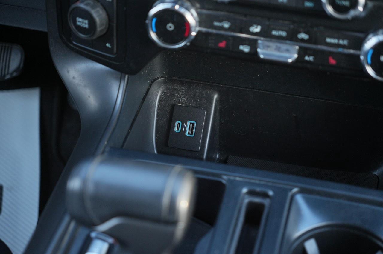 2024 Ford F-150 XLT 4WD SuperCrew 5.5' Box Photo