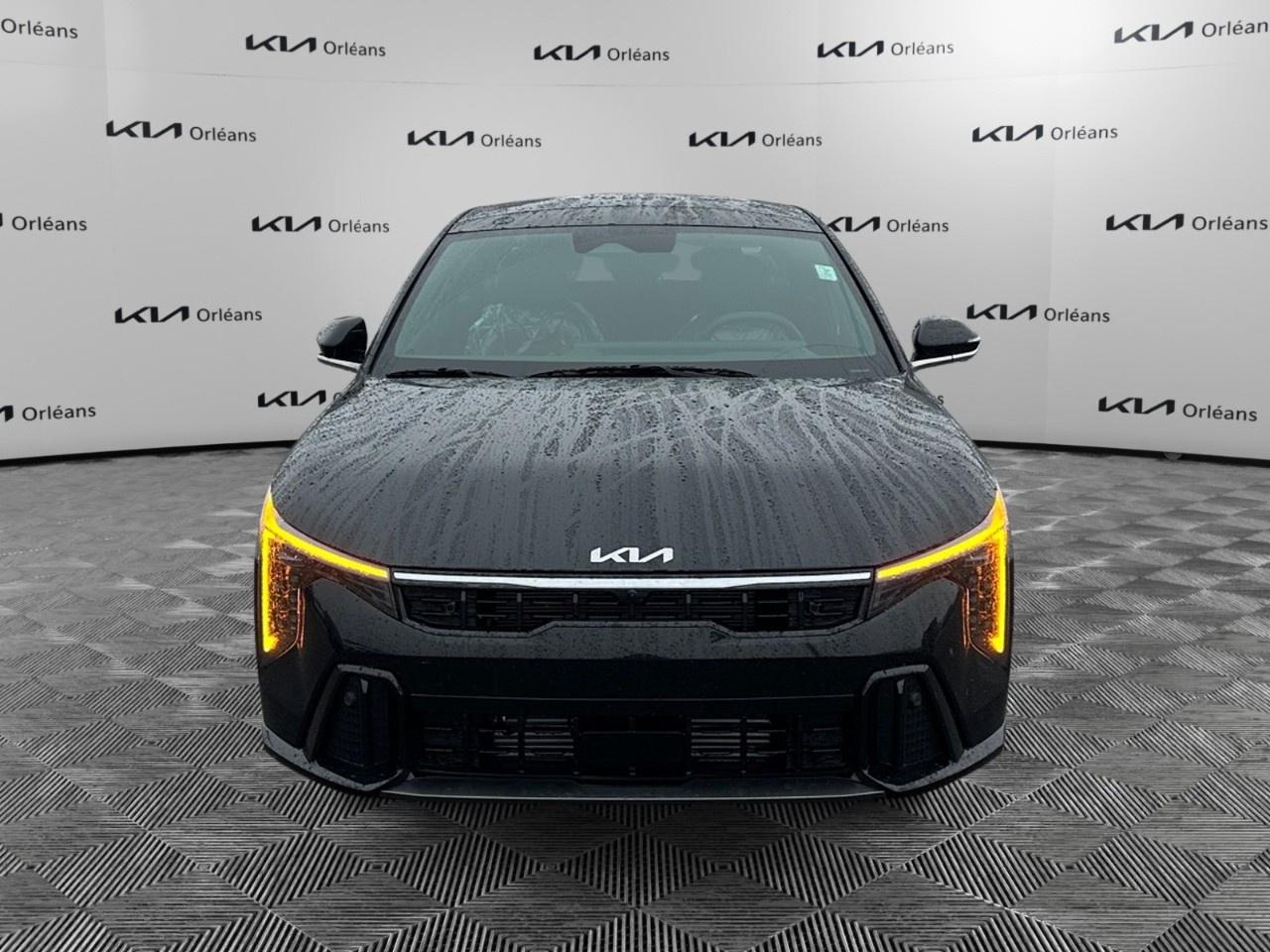 2026 Kia K4 GT-Line Turbo Limited FWD w/Red Interior Photo