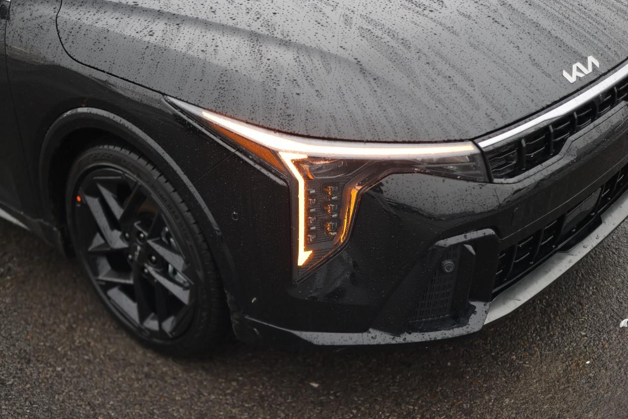 2026 Kia K4 GT-Line Turbo Limited FWD w/Red Interior Photo