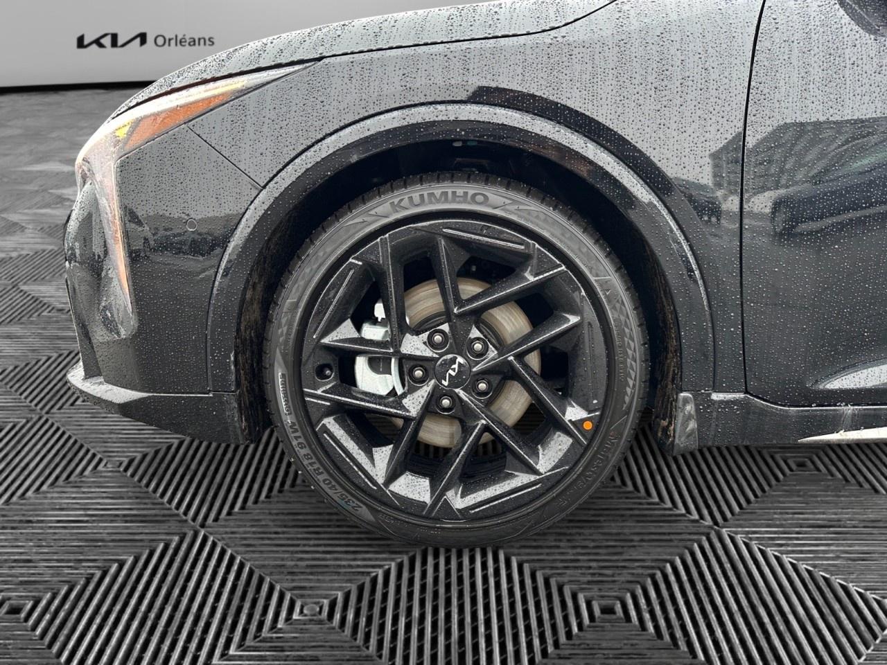 2026 Kia K4 GT-Line Turbo Limited FWD w/Red Interior Photo