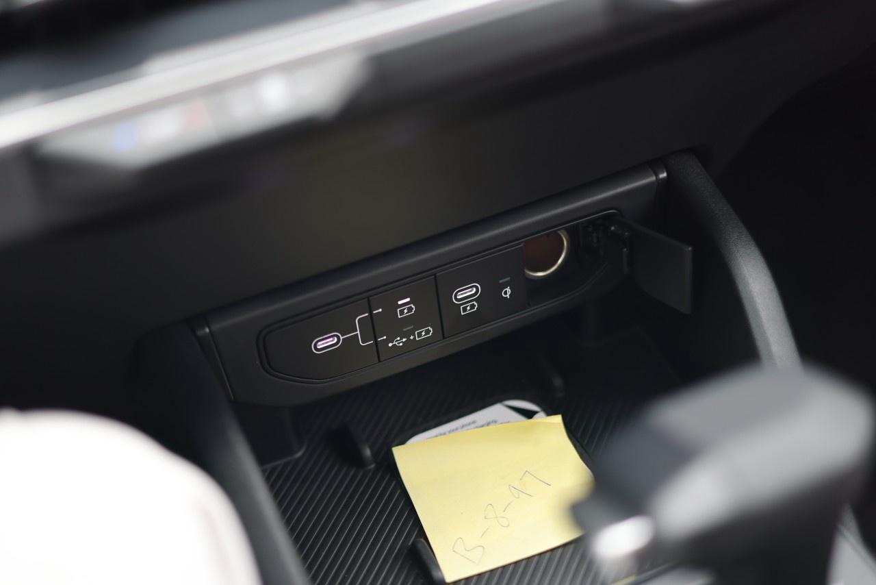 2026 Kia K4 GT-Line Turbo Limited FWD w/Red Interior Photo