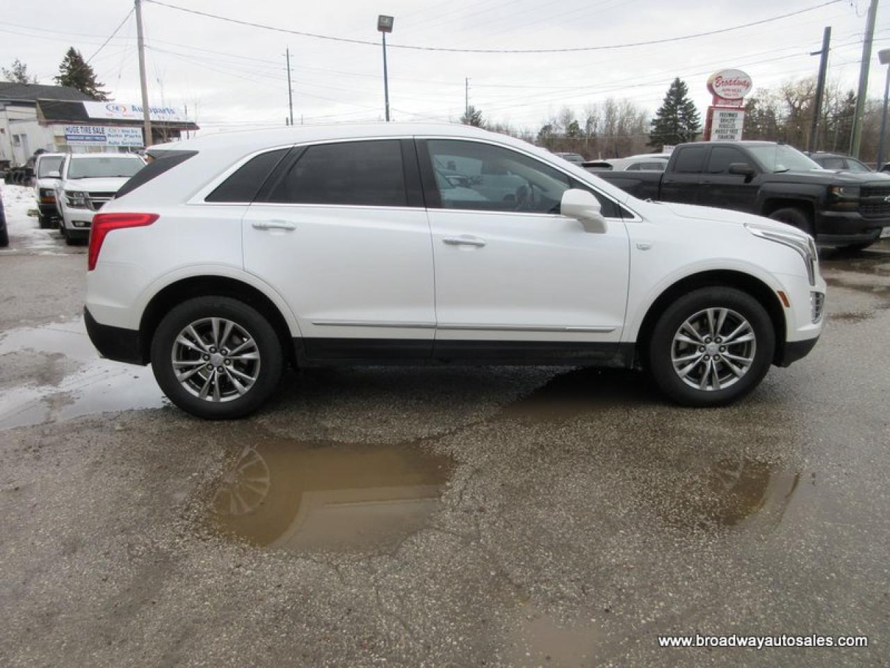 2017 Cadillac XT5 ALL-WHEEL DRIVE LUXURY-PACKAGE 5 PASSENGER 3.6L - V6.. NAVIGATION.. PANORAMIC SUNROOF.. LEATHER.. HEATED SEATS & WHEEL.. BACK-UP CAMERA.. Photo