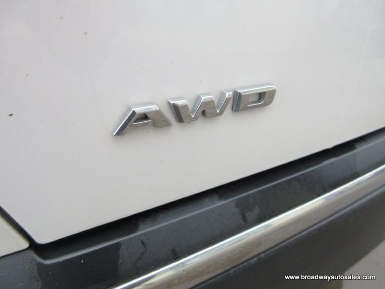 2017 Cadillac XT5 ALL-WHEEL DRIVE LUXURY-PACKAGE 5 PASSENGER 3.6L - V6.. NAVIGATION.. PANORAMIC SUNROOF.. LEATHER.. HEATED SEATS & WHEEL.. BACK-UP CAMERA.. Photo