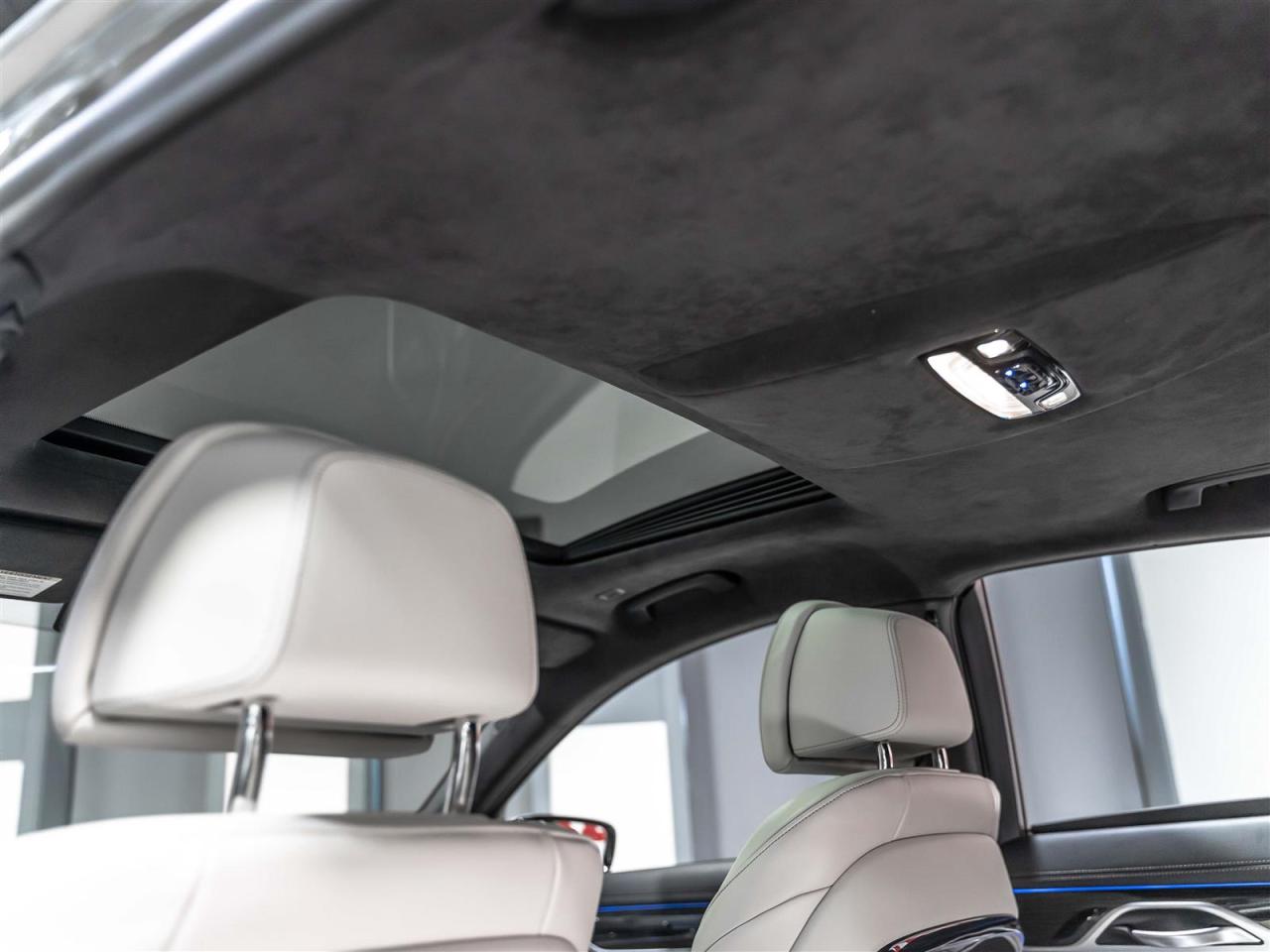 2021 BMW 750i 750i xDrive|M SPORT|INDIVIDUAL|MASSAGE|ADAPT CRUISE|HEADS-UP Photo