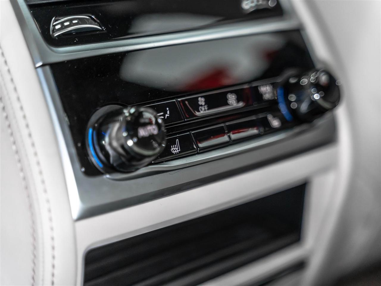 2021 BMW 750i 750i xDrive|M SPORT|INDIVIDUAL|MASSAGE|ADAPT CRUISE|HEADS-UP Photo