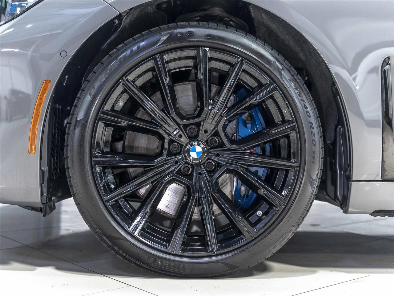 2021 BMW 750i 750i xDrive|M SPORT|INDIVIDUAL|MASSAGE|ADAPT CRUISE|HEADS-UP Photo