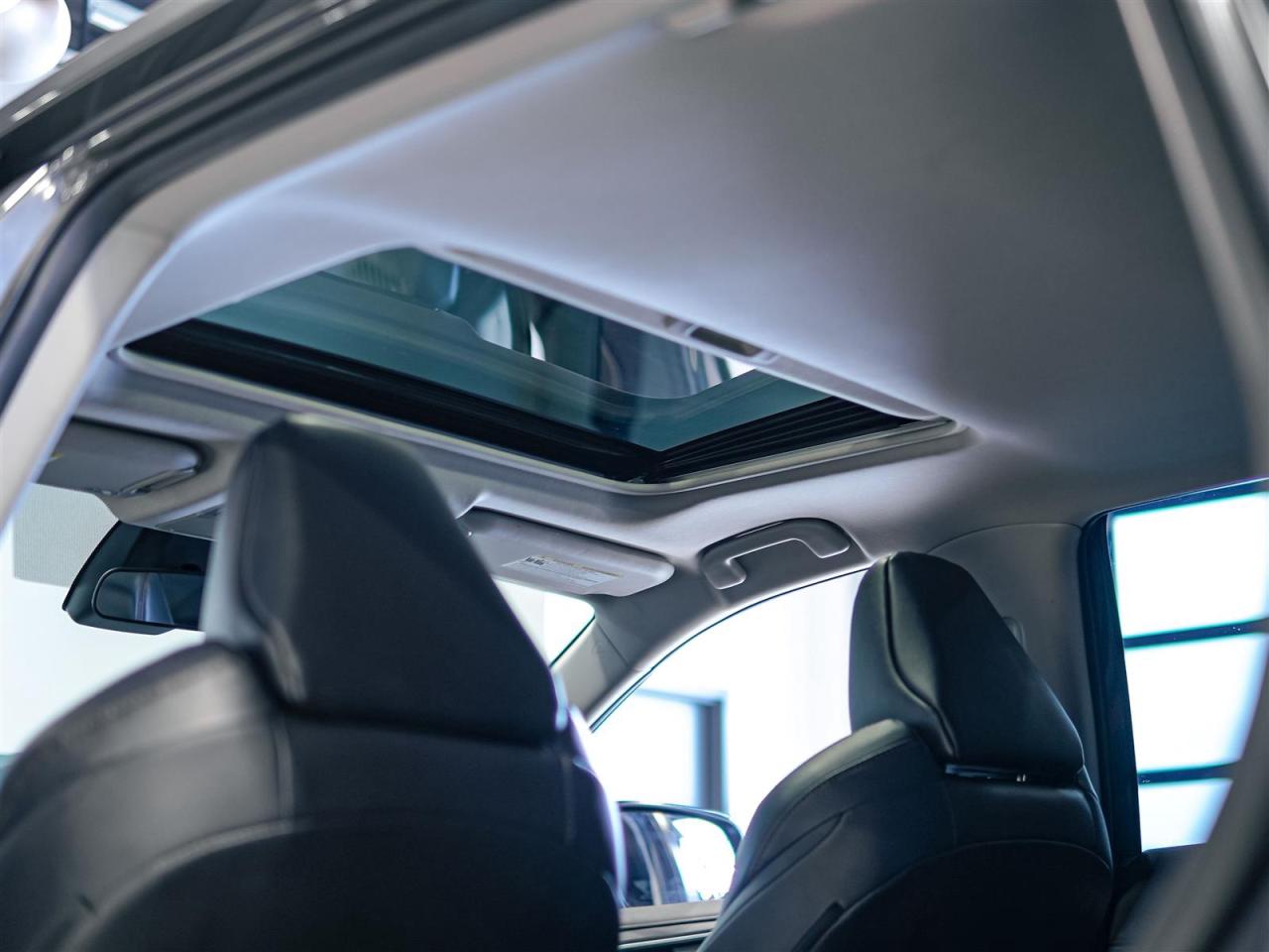 2021 Toyota RAV4 TRAIL AWD | NO ACCIDENTS | LEATHER | SUNROOF Photo