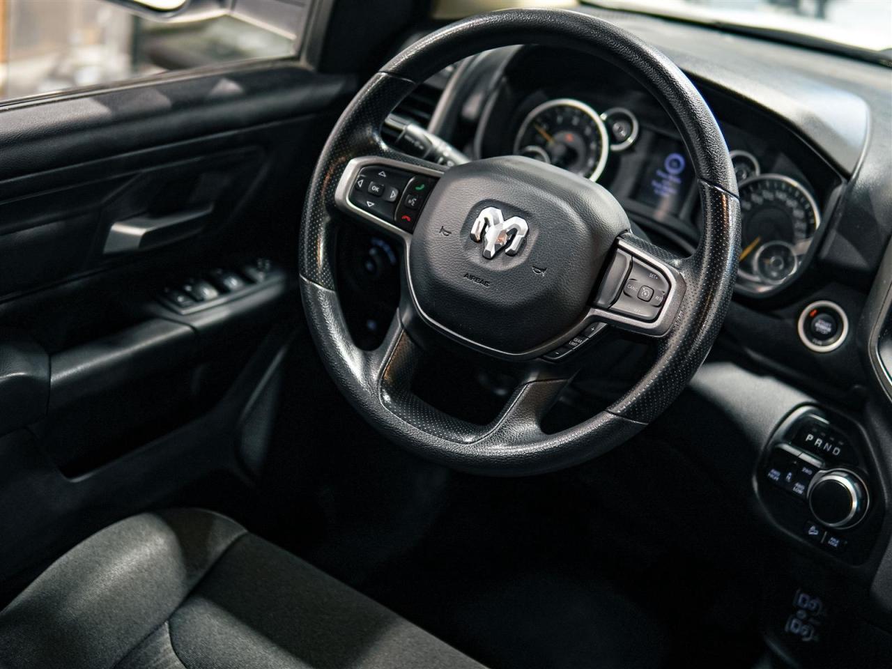 2020 RAM 1500 4X4 | 5.7 V8 | OFF ROAD PKG | SXT PKG Photo