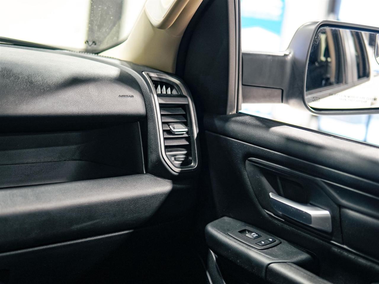 2020 RAM 1500 4X4 | 5.7 V8 | OFF ROAD PKG | SXT PKG Photo