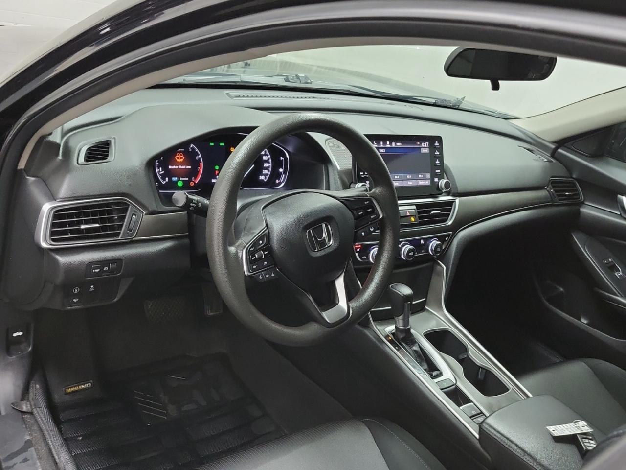 2018 Honda Accord LX | 19 INCH RIMS | NO ACCIDENTS | HONDA SERVICED Photo