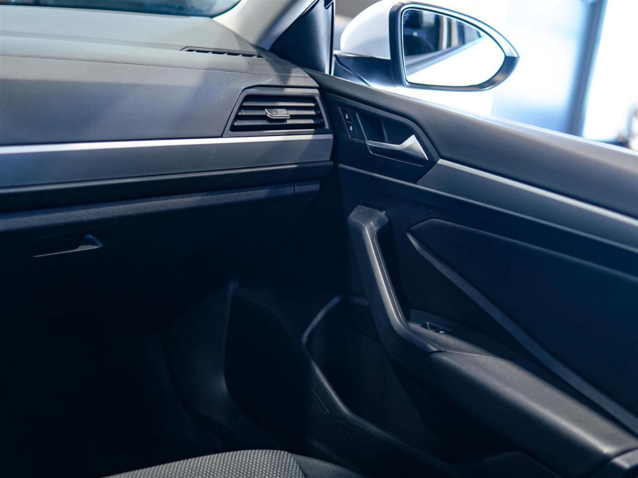 2021 Volkswagen Jetta COMFORTLINE | ACCIDENT FREE | VOLKSWAGEN SERVICED Photo