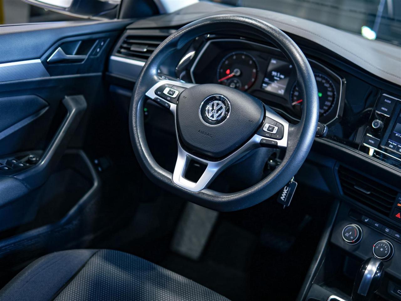 2021 Volkswagen Jetta COMFORTLINE | ACCIDENT FREE | VOLKSWAGEN SERVICED Photo