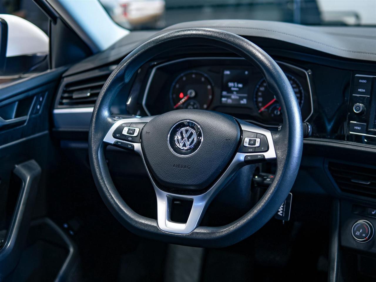 2021 Volkswagen Jetta COMFORTLINE | ACCIDENT FREE | VOLKSWAGEN SERVICED Photo