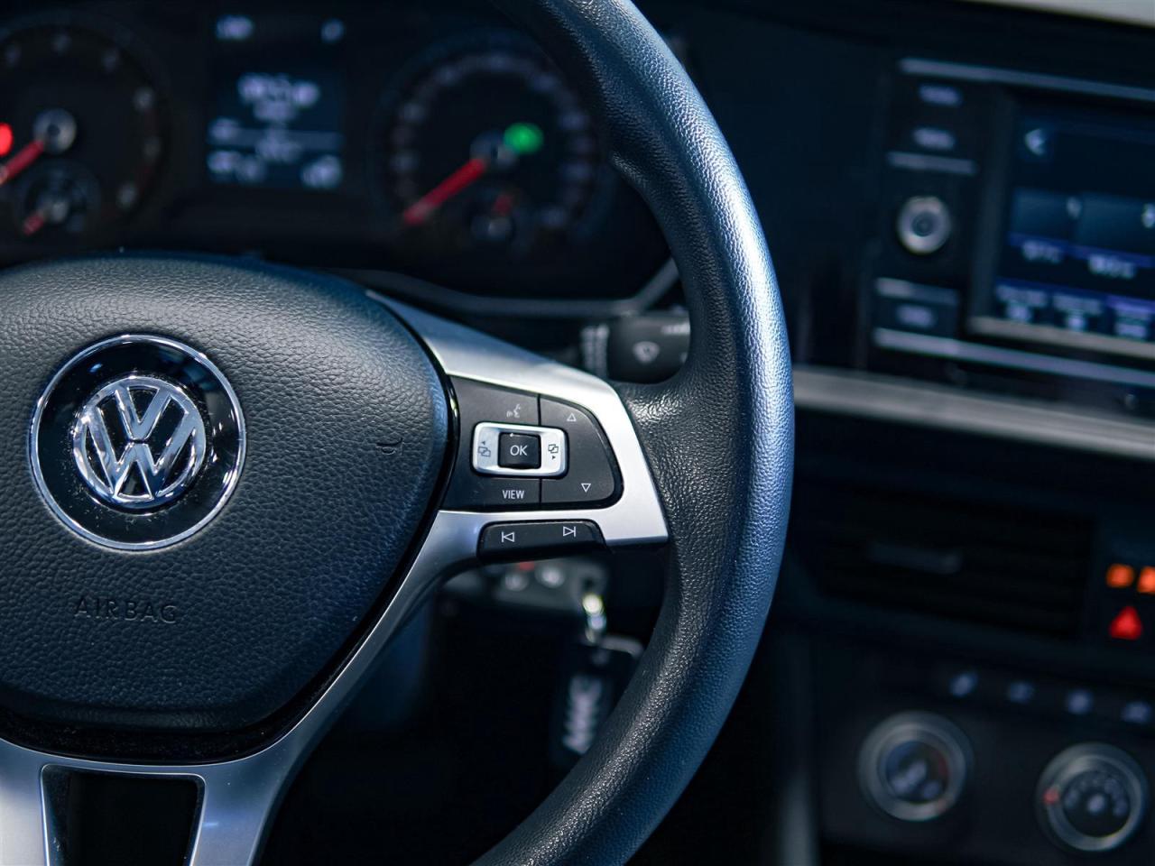 2021 Volkswagen Jetta COMFORTLINE | ACCIDENT FREE | VOLKSWAGEN SERVICED Photo