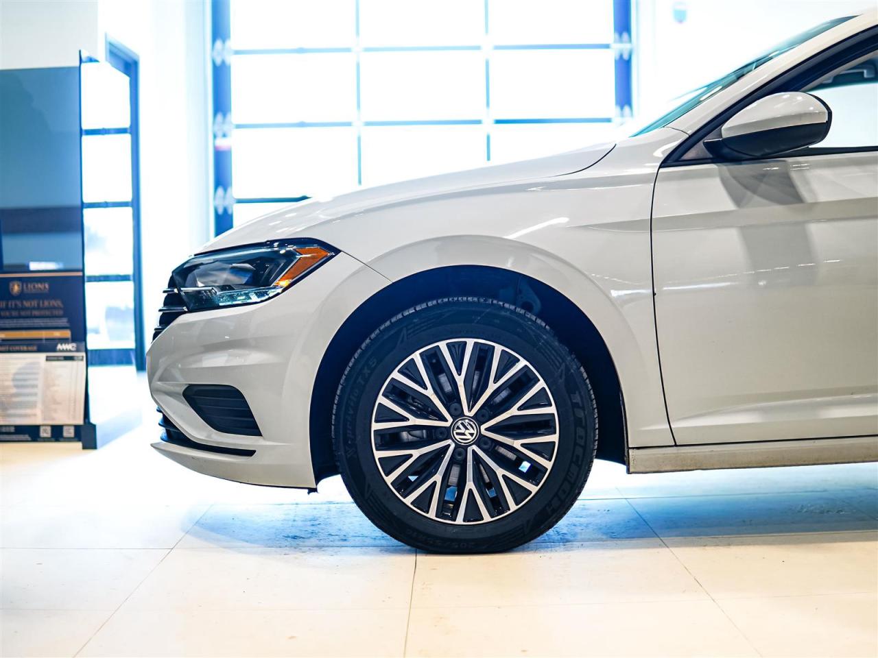 2021 Volkswagen Jetta COMFORTLINE | ACCIDENT FREE | VOLKSWAGEN SERVICED Photo