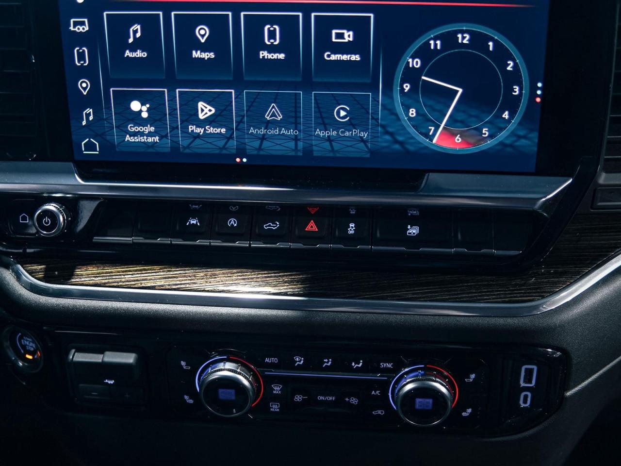 2024 GMC Sierra 1500 ELEVATION CREW CAB | 4WD | NO ACCIDENTS Photo