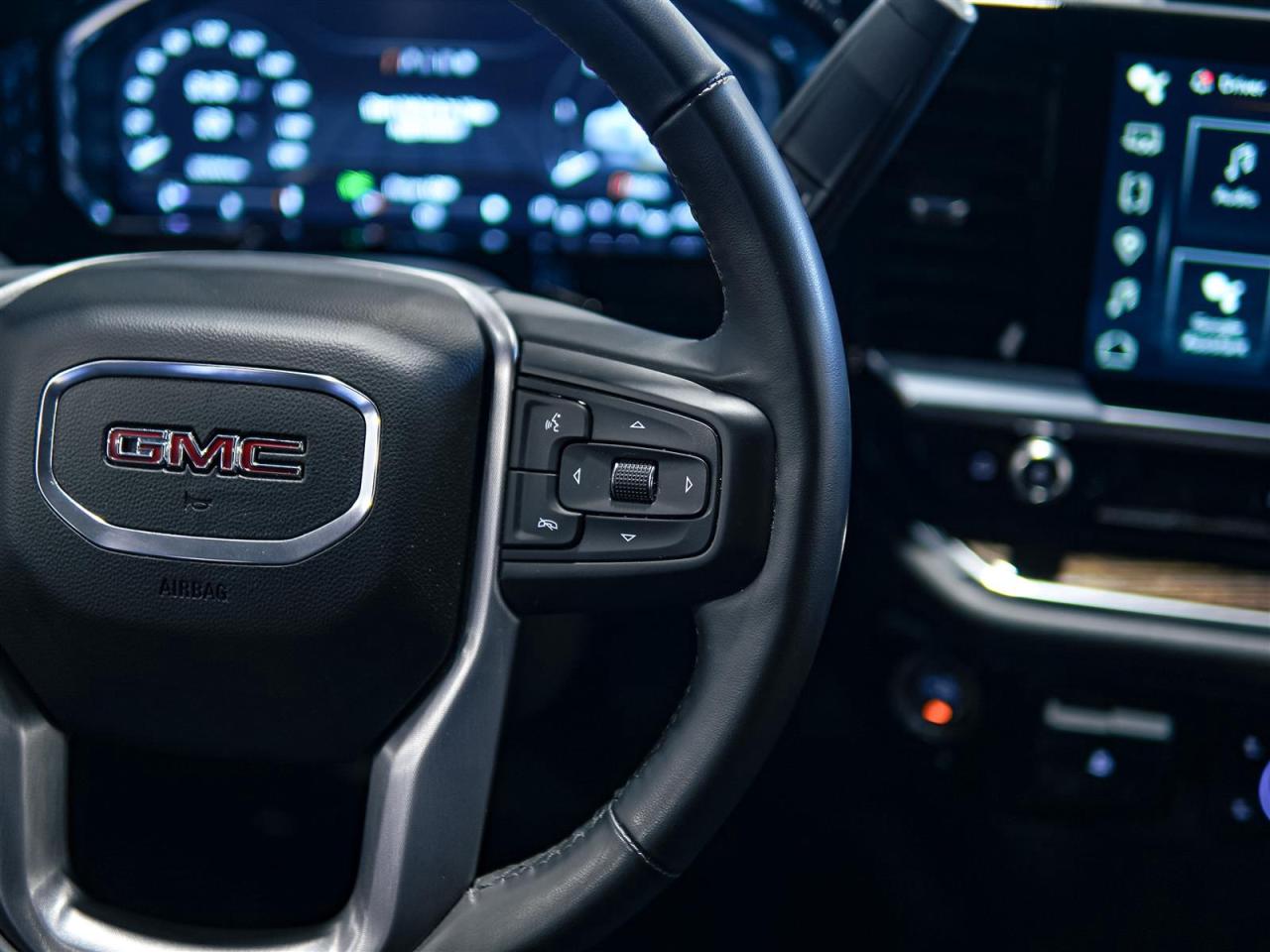 2024 GMC Sierra 1500 ELEVATION CREW CAB | 4WD | NO ACCIDENTS Photo