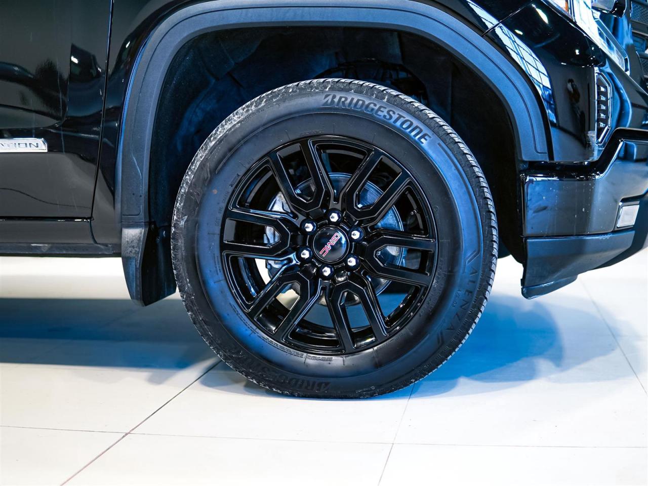 2024 GMC Sierra 1500 ELEVATION CREW CAB | 4WD | NO ACCIDENTS Photo