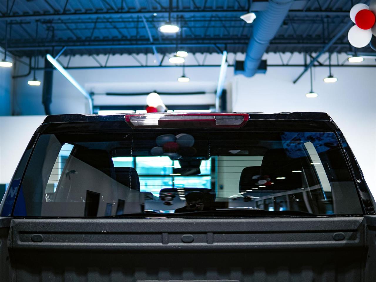 2024 GMC Sierra 1500 ELEVATION CREW CAB | 4WD | NO ACCIDENTS Photo