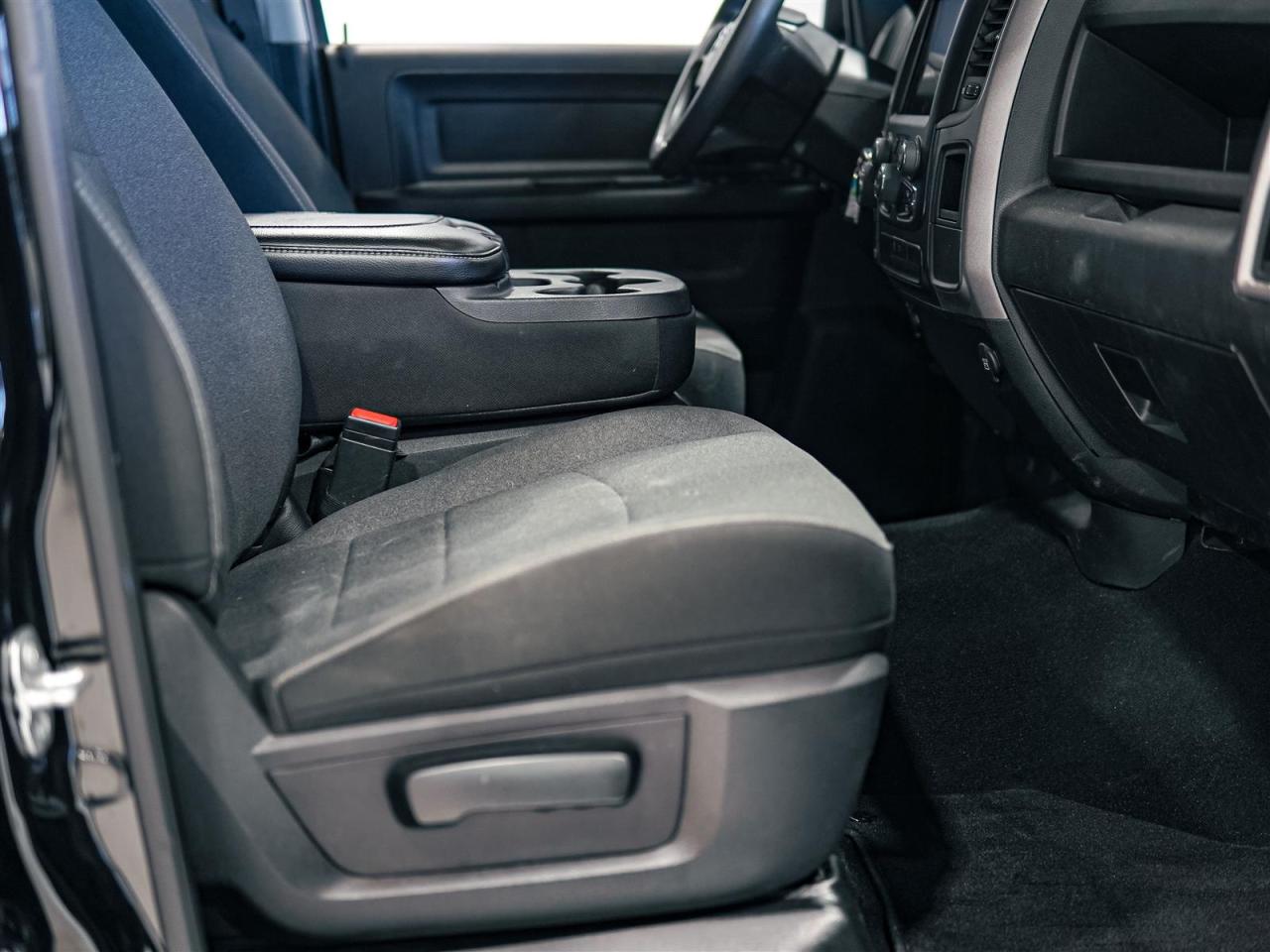 2023 RAM 1500 Classic CREW CAB | 4X4 | BLACK PKG | CONV PKG | MOPAR RUNNING BOARDS Photo