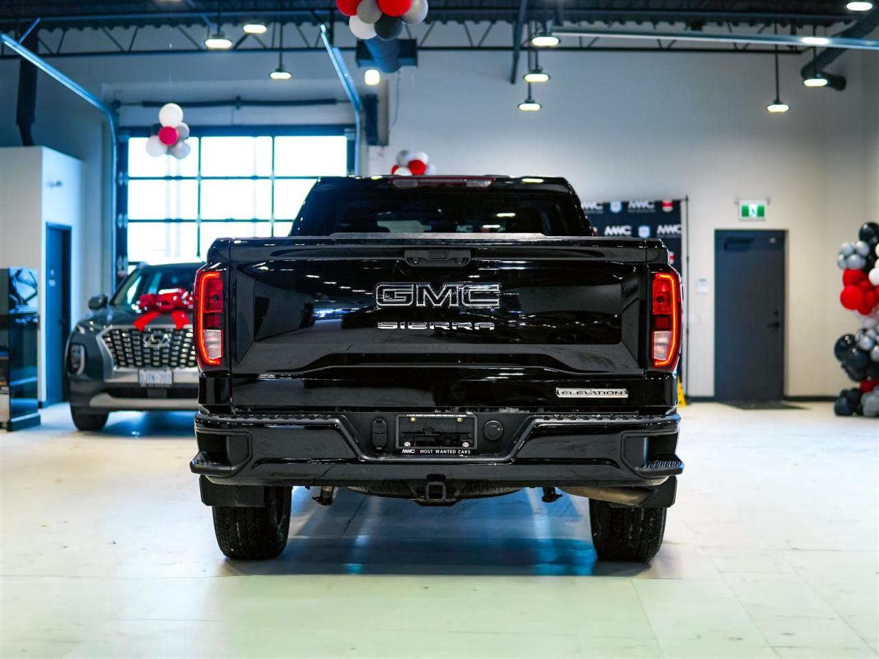 2024 GMC Sierra 1500 ELEVATION | CREW CAB | 4WD | NO ACCIDENTS Photo