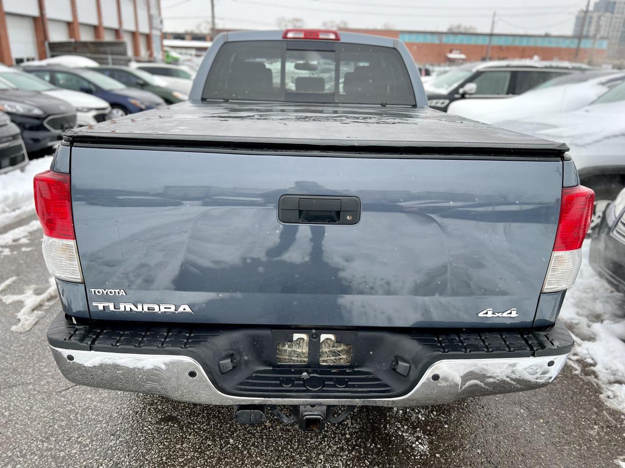 2010 Toyota Tundra SR5 Double Cab Photo3