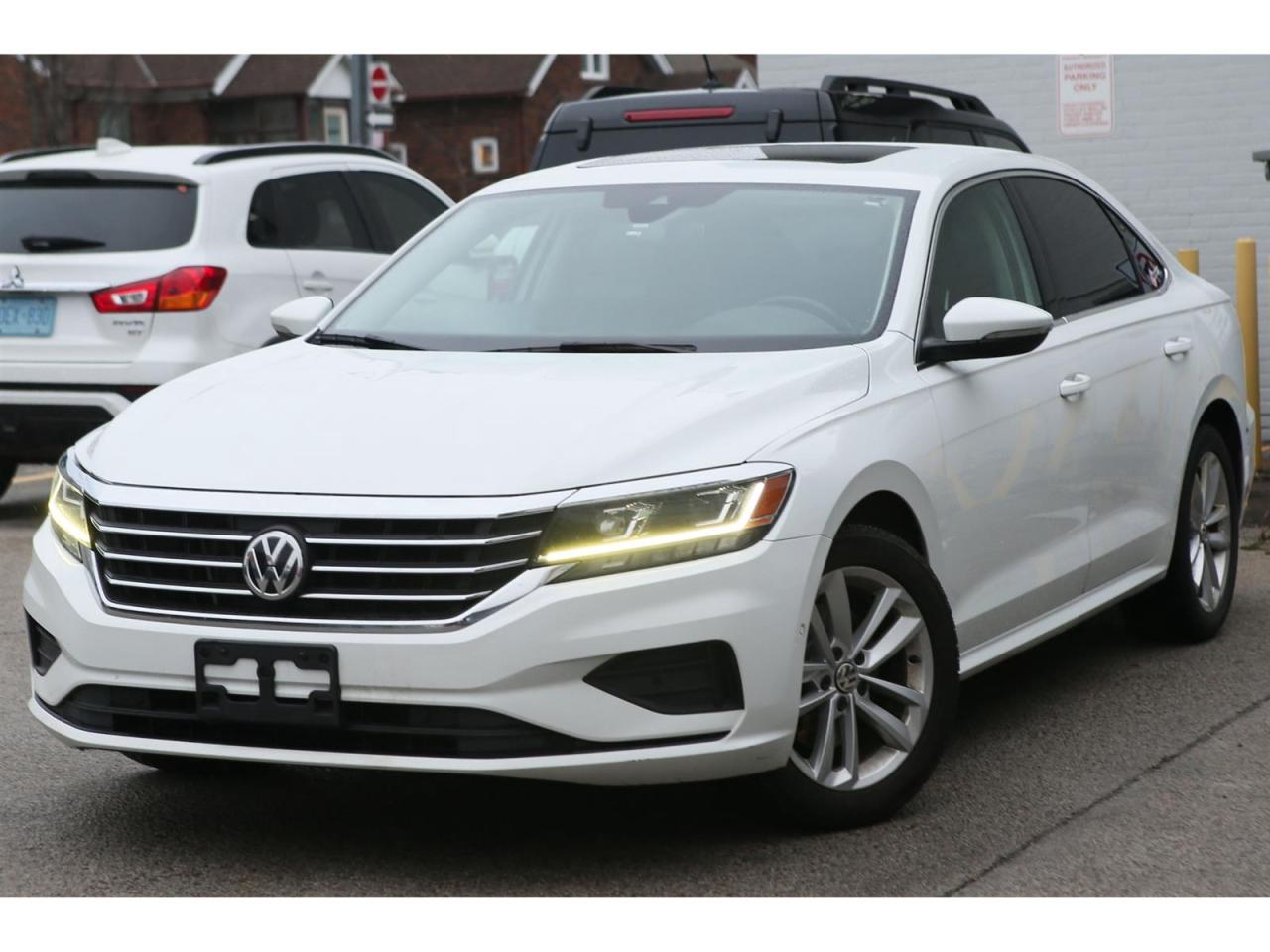 2020 Volkswagen Passat HIGHLINE Photo2