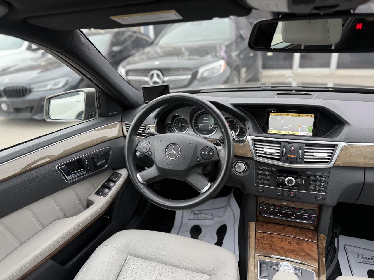 2011 Mercedes-Benz E-Class 350 //AMG PKG | PANO | HARMAN KARDON | NAVI Photo
