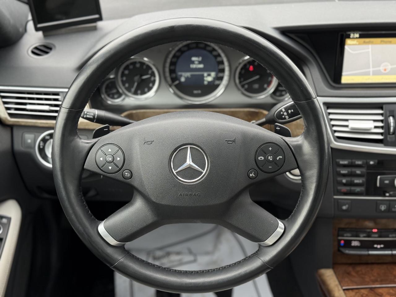 2011 Mercedes-Benz E-Class 350 //AMG PKG | PANO | HARMAN KARDON | NAVI Photo