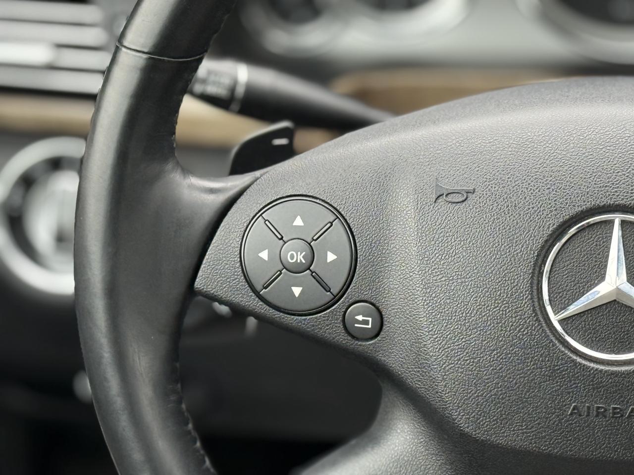 2011 Mercedes-Benz E-Class 350 //AMG PKG | PANO | HARMAN KARDON | NAVI Photo