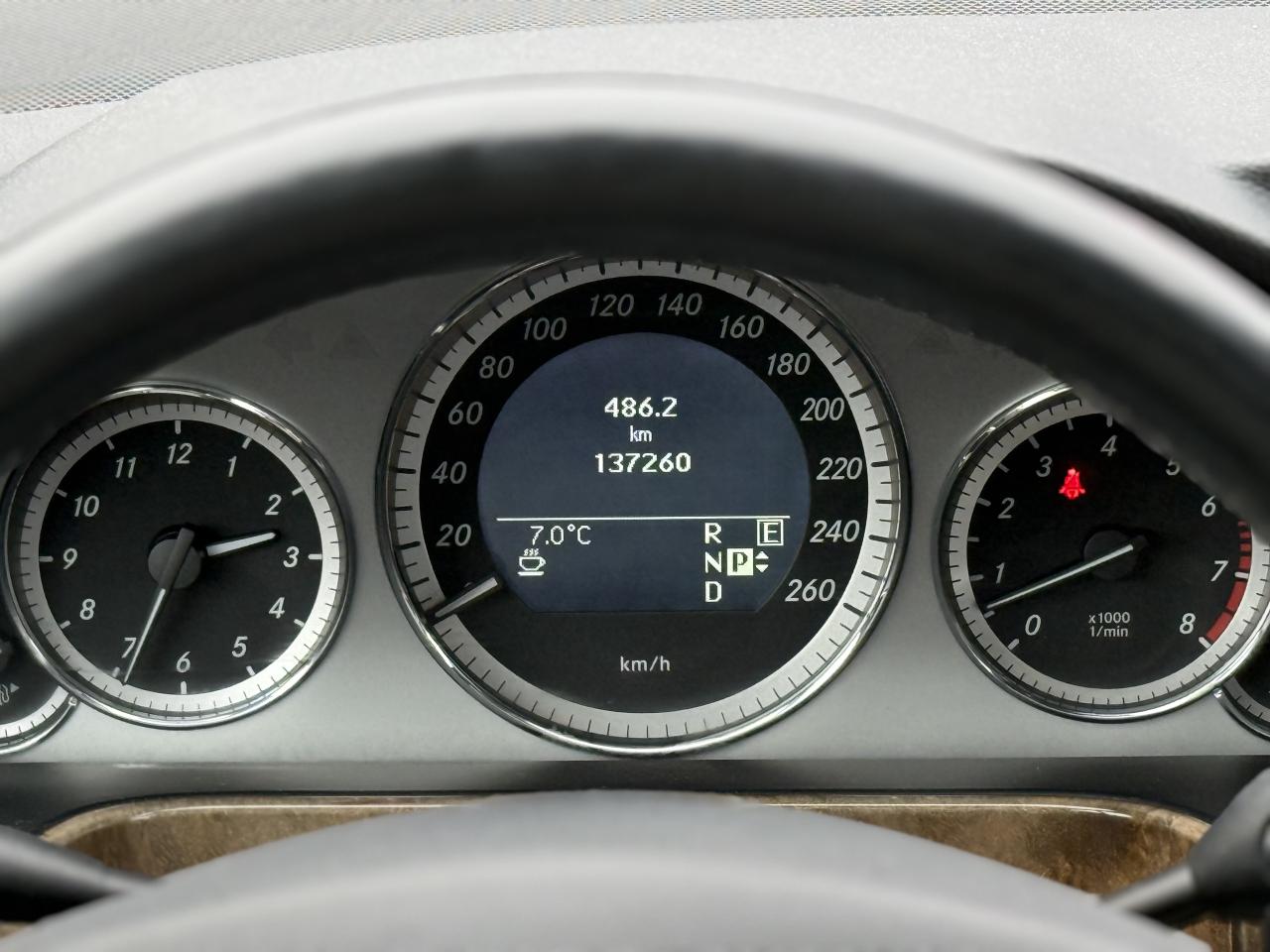 2011 Mercedes-Benz E-Class 350 //AMG PKG | PANO | HARMAN KARDON | NAVI Photo