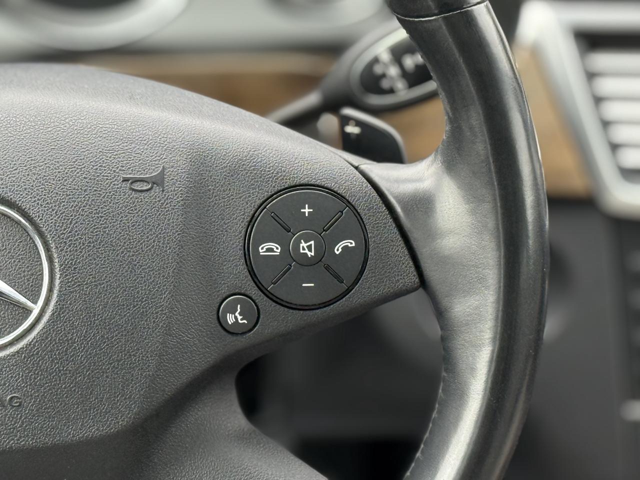 2011 Mercedes-Benz E-Class 350 //AMG PKG | PANO | HARMAN KARDON | NAVI Photo