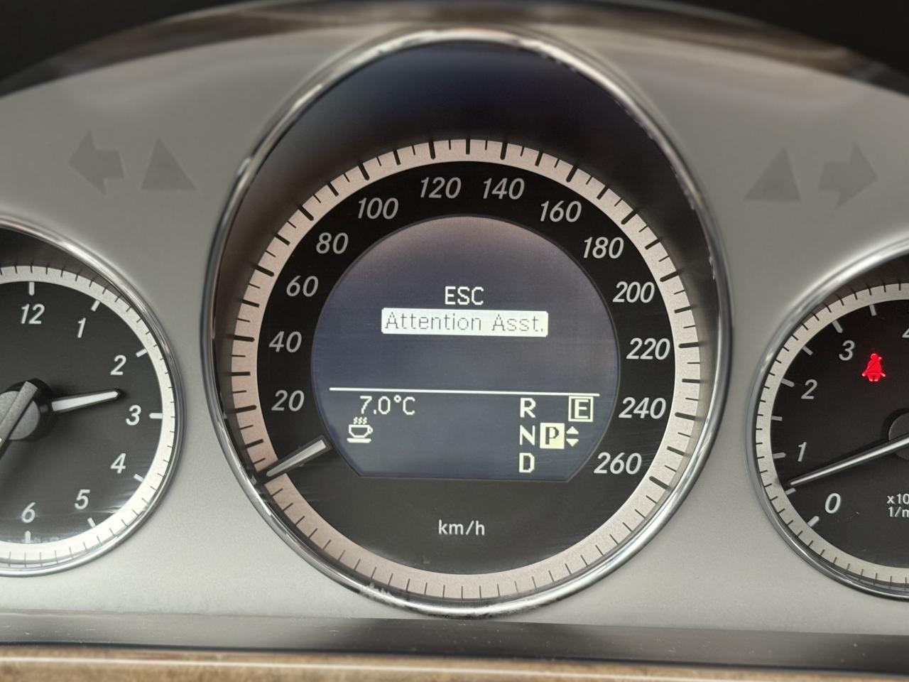 2011 Mercedes-Benz E-Class 350 //AMG PKG | PANO | HARMAN KARDON | NAVI Photo